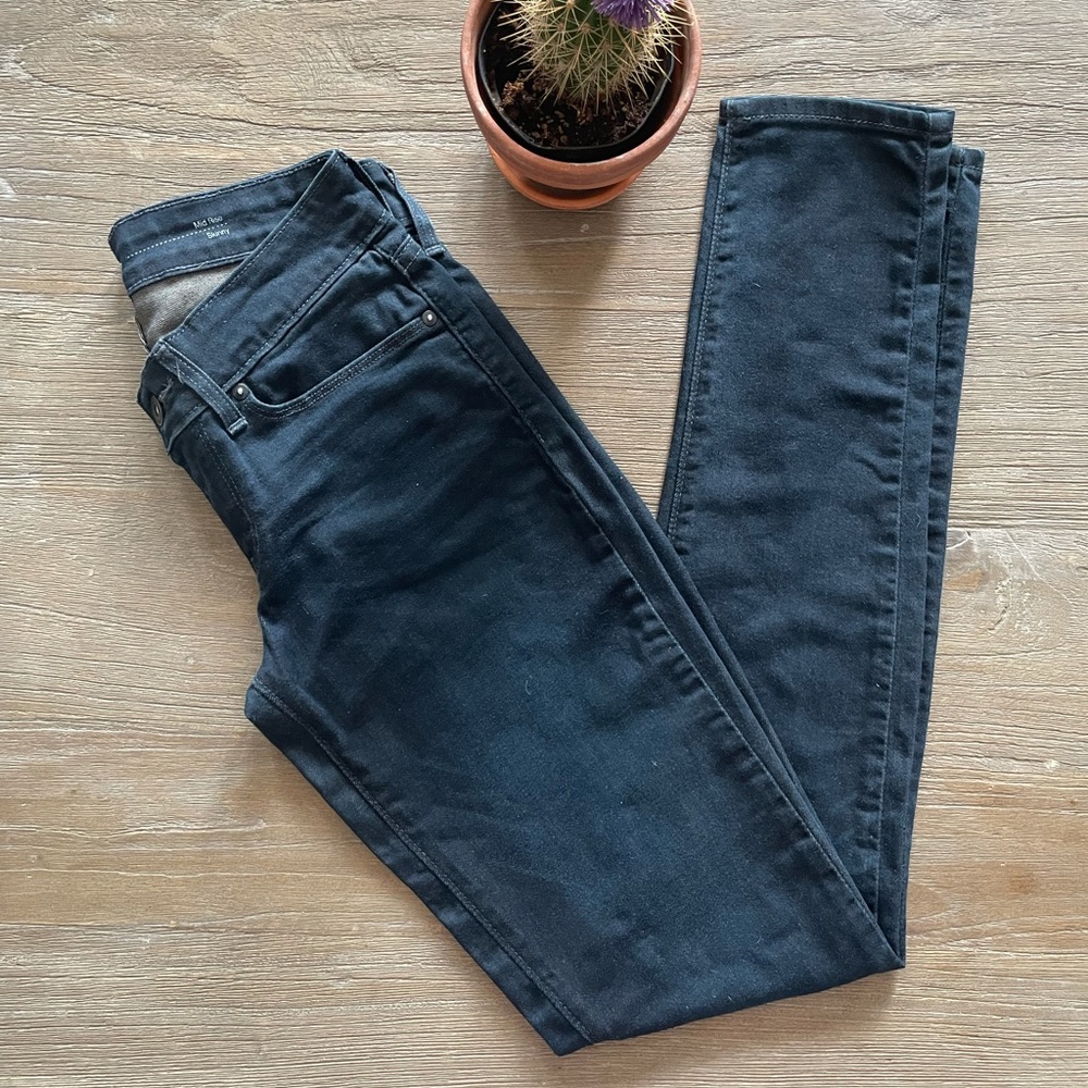 Levi’s Demi Curve Mid Rise Skinny size  24/32